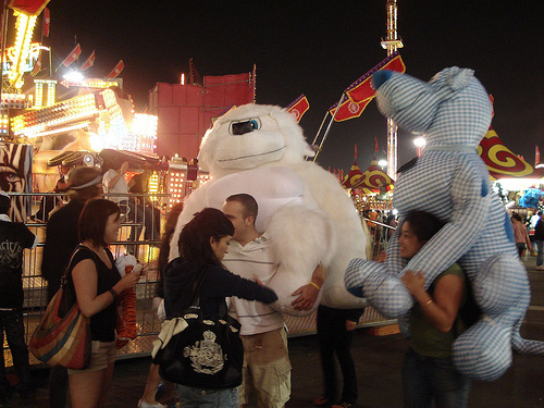 huge carnival stuffed animals